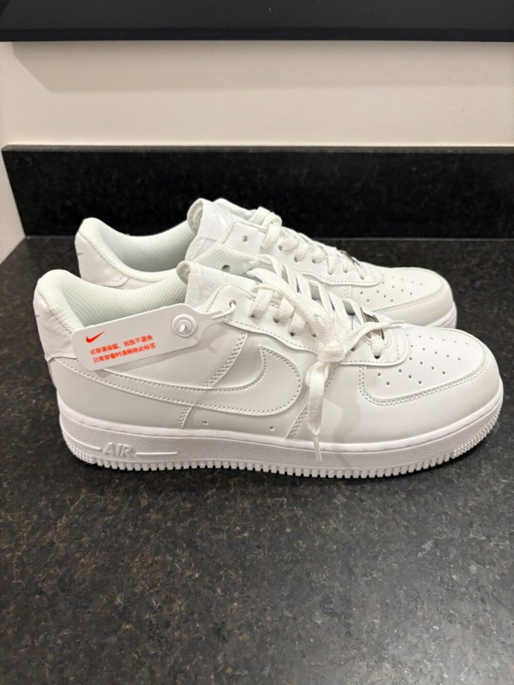 Nike Air Force 1 (White)